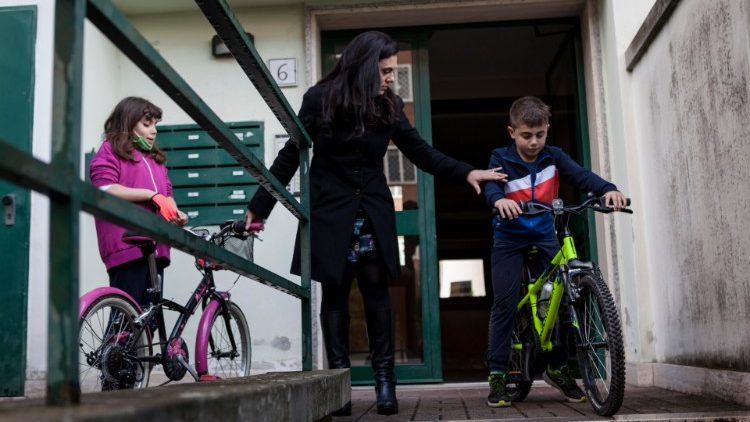 Rapporto Save the Children 2021