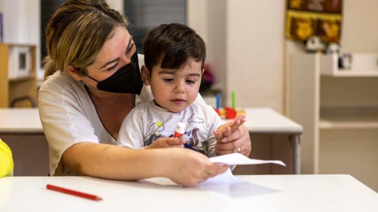 Kard. Duka: w pandemii doceniliśmy wartość rodziny i przyjaźni