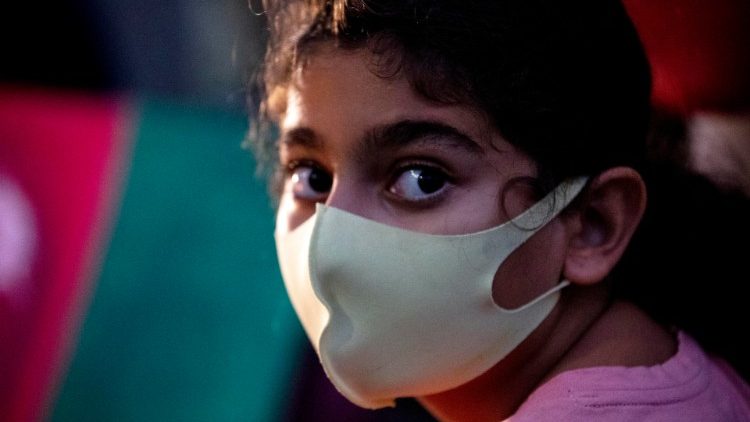 La popolazione afghana teme che le promesse dei talebani, nel segno della moderazione e del rispetto delle donne, non saranno mantenute.