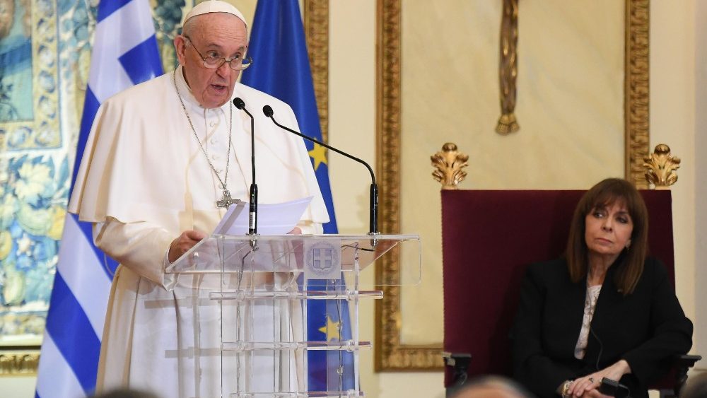 Stretnutie pápeža s verejnými predstaviteľmi Grécka