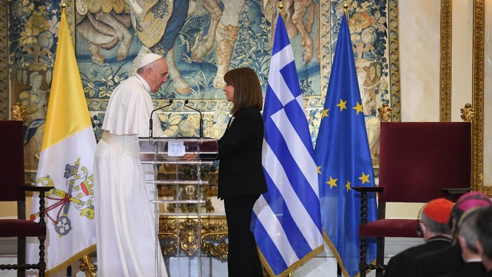 Stretnutie pápeža s verejnými predstaviteľmi Grécka