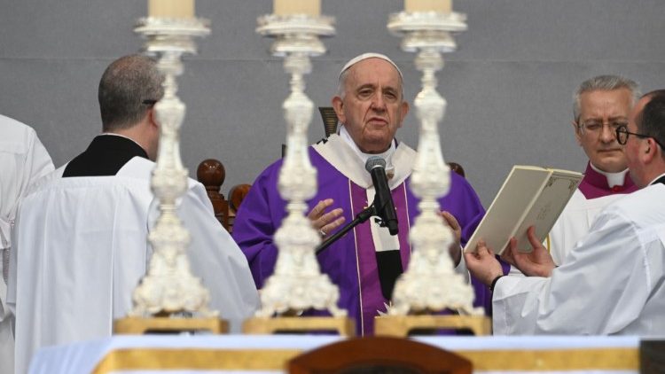  Францішак падчас Імшы ў Фларыяне