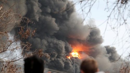 Ucrânia, atingido um hospital infantil em Mykolaiv. Zelensky fala à ONU