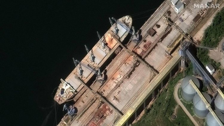 Ucraina: nave nel porto di Odessa