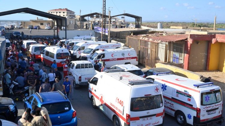 Ambulances enter Syrian territory to repatriate bodies of drowned migrants