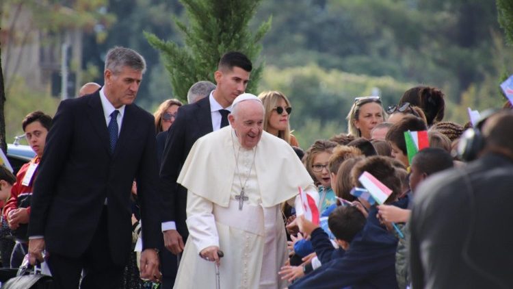 Papež František v Assisi