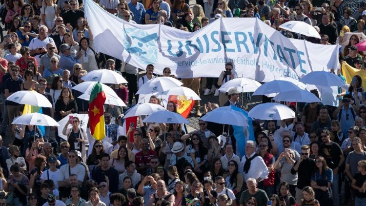 Sherehe ya Watakatifu wote ni ushuhuda wa Utakatifu wa Kanisa