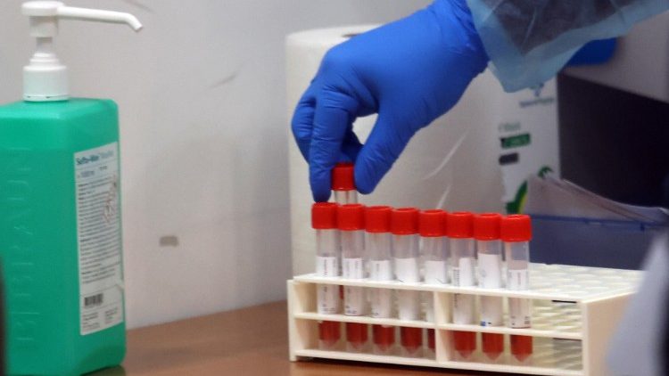 Emergenza Covid: tamponi effettuati in un aeroporto