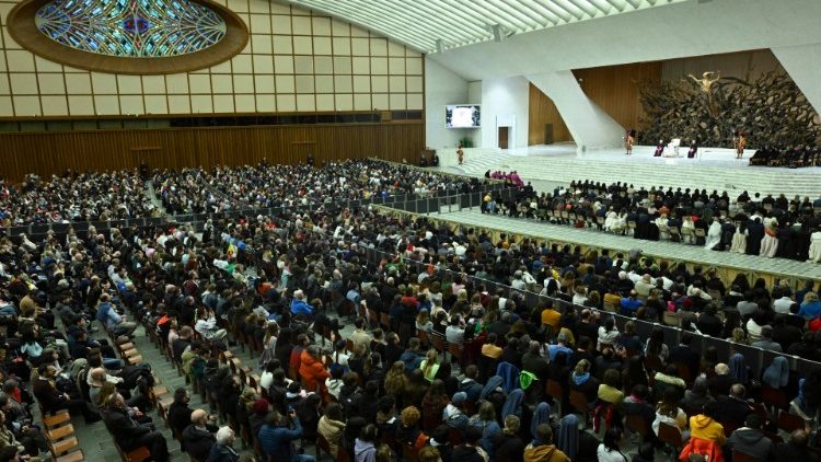 संत पापा पौल छठवें सभागार में आमदर्शन समारोह