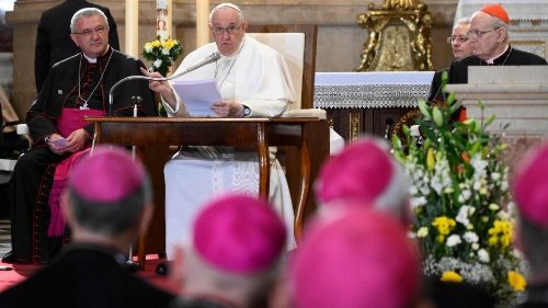 ‘உயிர்த்த கிறிஸ்துவே நமது எதிர்காலம்’ : திருத்தந்தை பிரான்சிஸ்