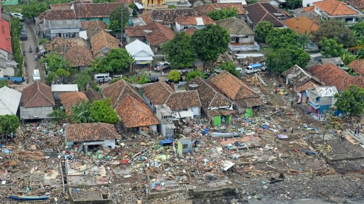 Tsunami en Indonesia