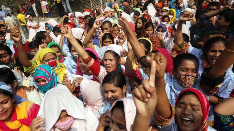 Người dân Bangladesh