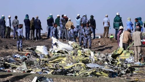 Avi&oacute;n se estrella en Etiop&iacute;a: 157 muertos, entre ellos dos espa&ntilde;oles y una mexicana