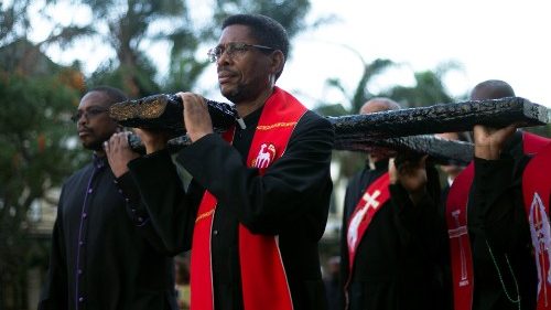 Sacerdote nigeriano assassinado ao mediar conflito