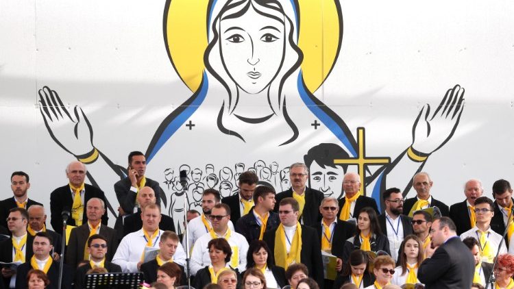 Румынскія вернікі падчас св. Імшы з Папам