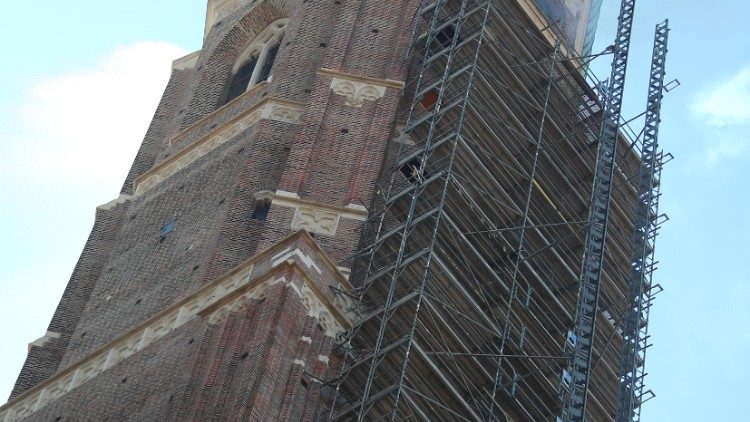 Ein Turm der Münchner Frauenkirche