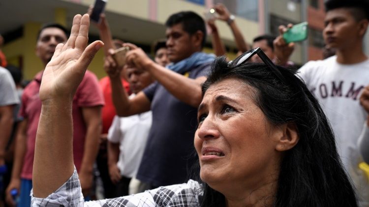 Un momento delle proteste di piazza a Quito