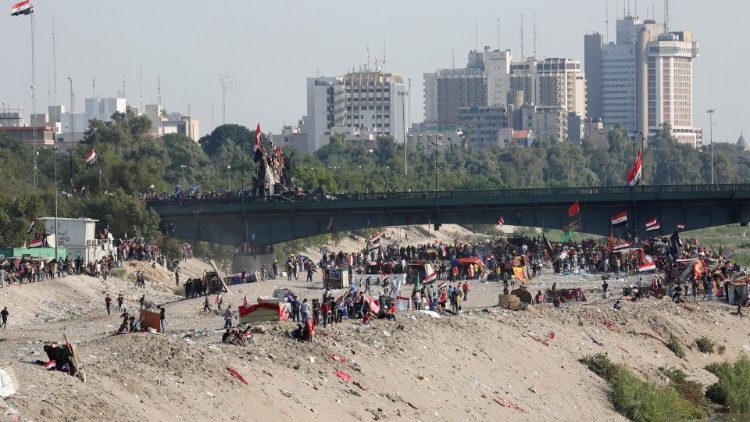 Manifestants à Bagdad, le 2 novembre 2019.