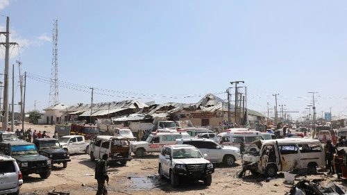 Somalie: le Pape prie pour les victimes de l’attentat de Mogadiscio