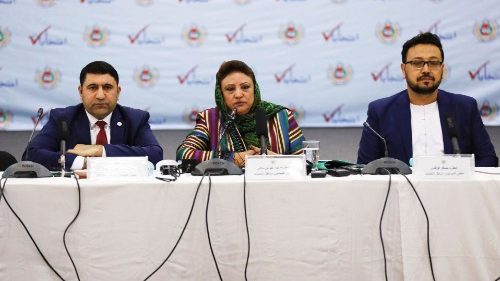 Afghanistan: Ghani confermato Presidente, Abdullah contesta il risultato del voto