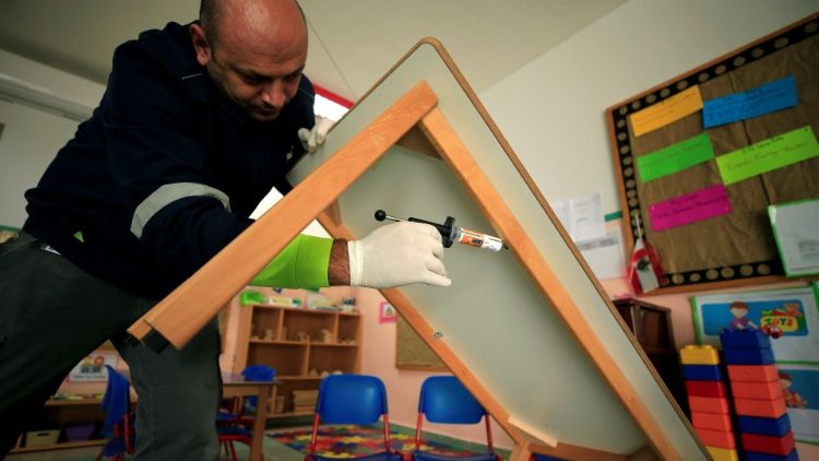 Infektion an einer Schule