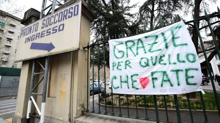 Torino: ingresso dell'Ospedale Molinette