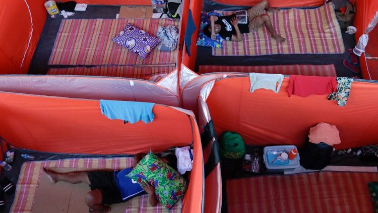 Manila street dwellers given shelter amid coronavirus outbreak fears.