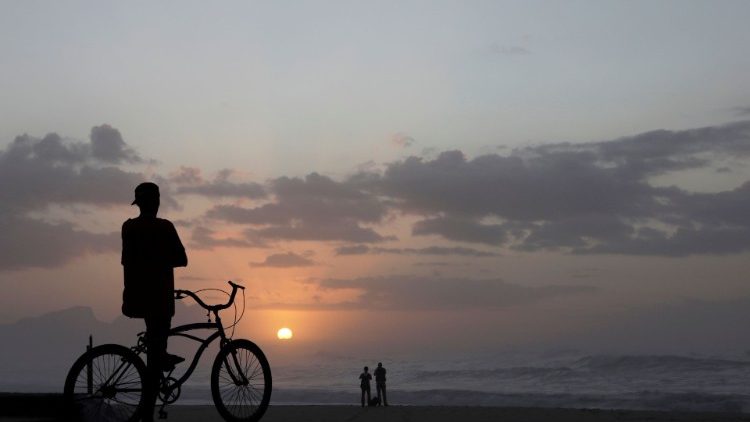 Guido Schäffer, de medico que cuidava da saúde física,ao médico que quer salvar almas, e neste tempo de pandemia, exemplo de santidade para os jovens em isolamento social