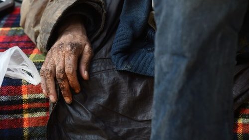  Covid-19 não interrompe "Operação Pão" dos franciscanos 