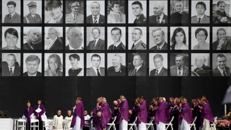 Polska: 10. rocznica katastrofy Smoleńskiej