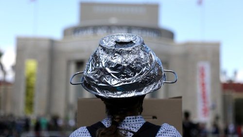 Schweiz: „Gesellschaften brauchen Sündenböcke“