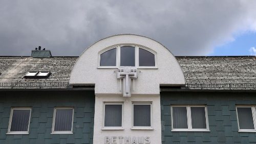 D: Mindestens 107 Corona-Infektionen nach Baptisten-Gottesdienst