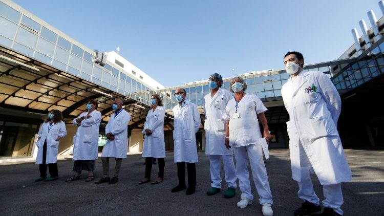 Allo Spallanzani le sperimentazioni sul vaccino per il Coronavirus