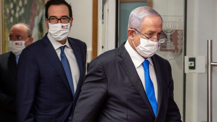 Il segretario al Tesoro Usa, Steven Mnuchin e il premier israeliano Netanyahu