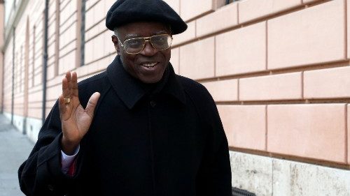 Kard. Sarah: wolność religijna zagrożona także na Zachodzie