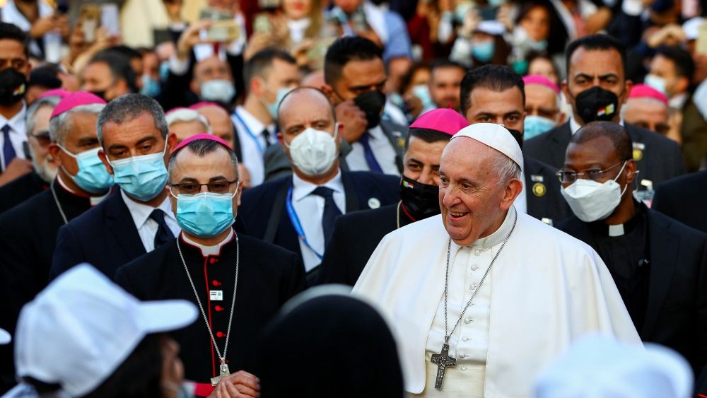 Záber z Chaldejskej katedrály sv. Jozefa v Bagdade 6. marca 2021