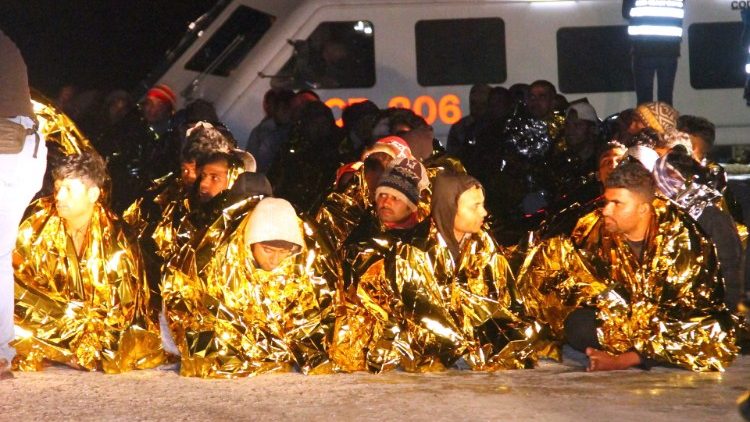 Migrants arrive on Lampedusa