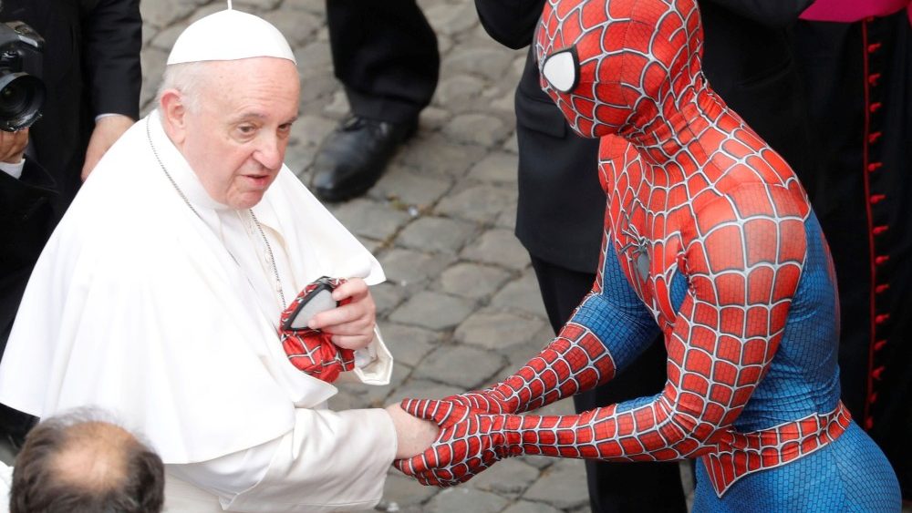 Spiderman e Papa Francesco