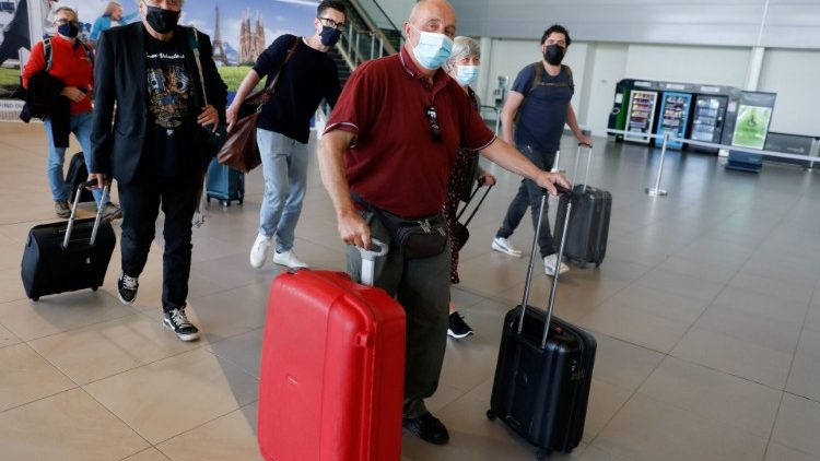 Con il green pass sarà ora possibile viaggiare all'interno dell'Ue