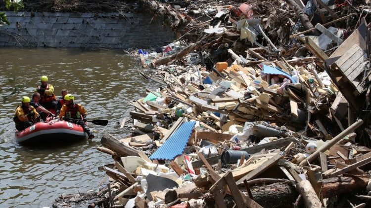 Caritas Polska zachęca do pomocy ofiarom powodzi w Europie 