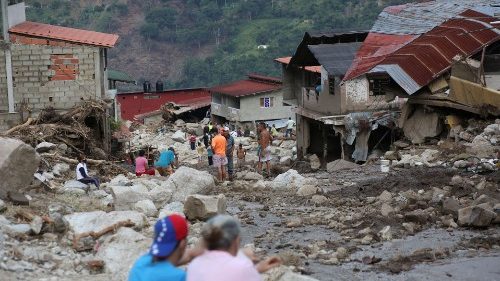 Enchentes na Venezuela: a solidariedade do Papa