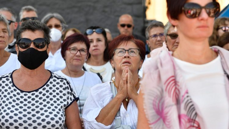 बुडापेस्ट में अंतरराष्ट्रीय यूखरिस्तीय कॉन्ग्रेस