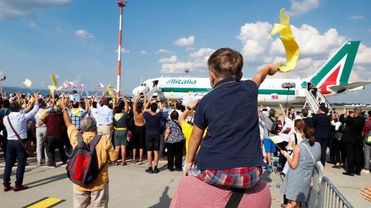 ĐTC đã đến Bratislava của Slovakia