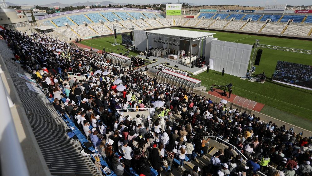 Svätá omša na Štadióne GSP v cyperskej Nikózii (3. dec. 2021)