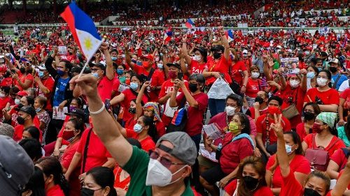 Manila clergy to lead ‘penitential walk’ to pray for Filipino voters