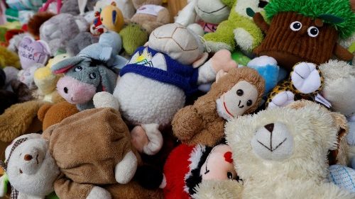 Des générateurs électriques et des jouets pour l’Ukraine