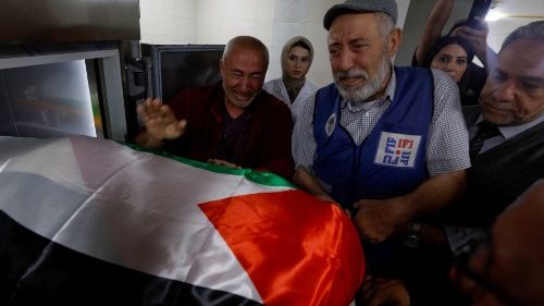 Heiliges Land: Krankenhausdirektor verurteilt Polizeirazzia