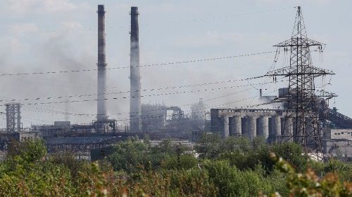Ucraina: conquistata Mariupol dai russi. Evacuata l’acciaieria Azovstal