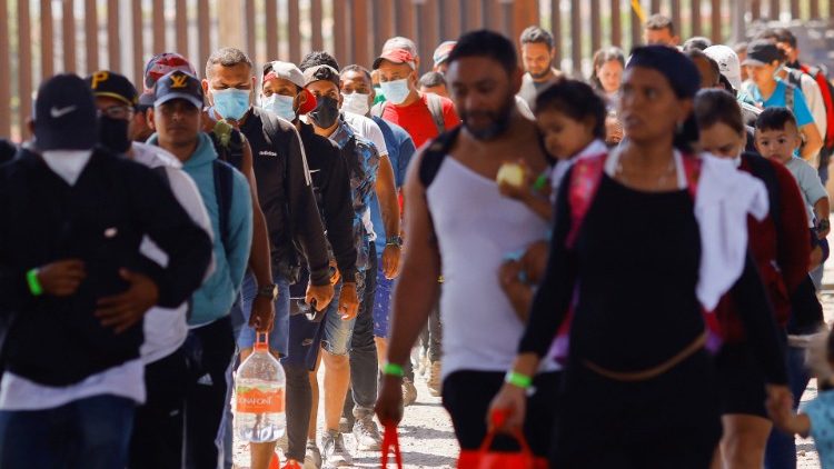 Waamini wajifunze kusikiliza na kujibu kwa vitebdo kilio cha maskini