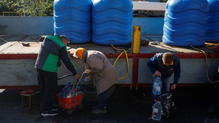 Розподіл питної води в Миколаєві